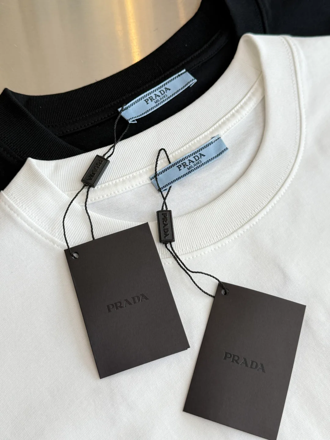 Футболки Женские Prada 11868659