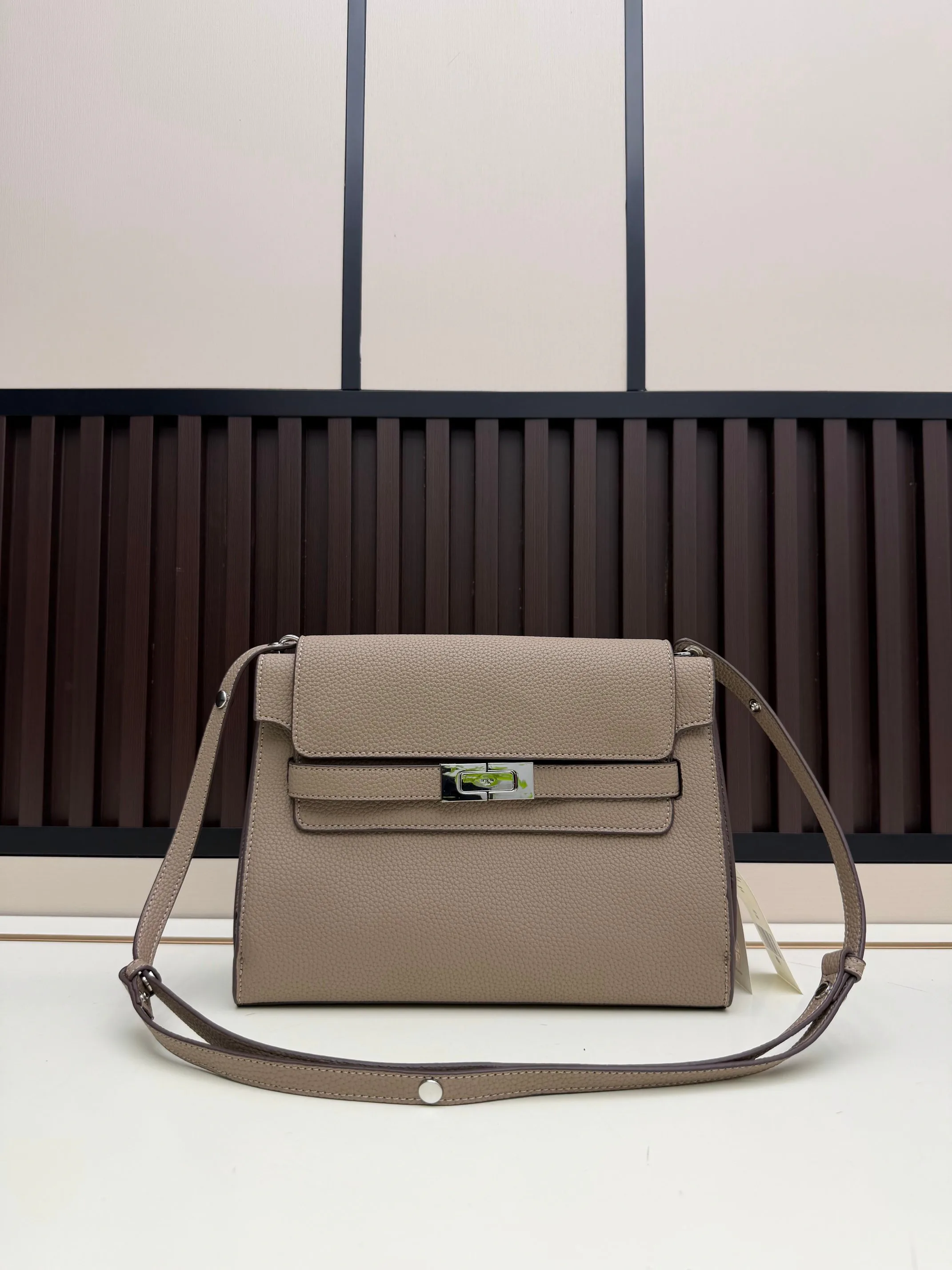 Классические Сумки Женские Tory Burch 11526095