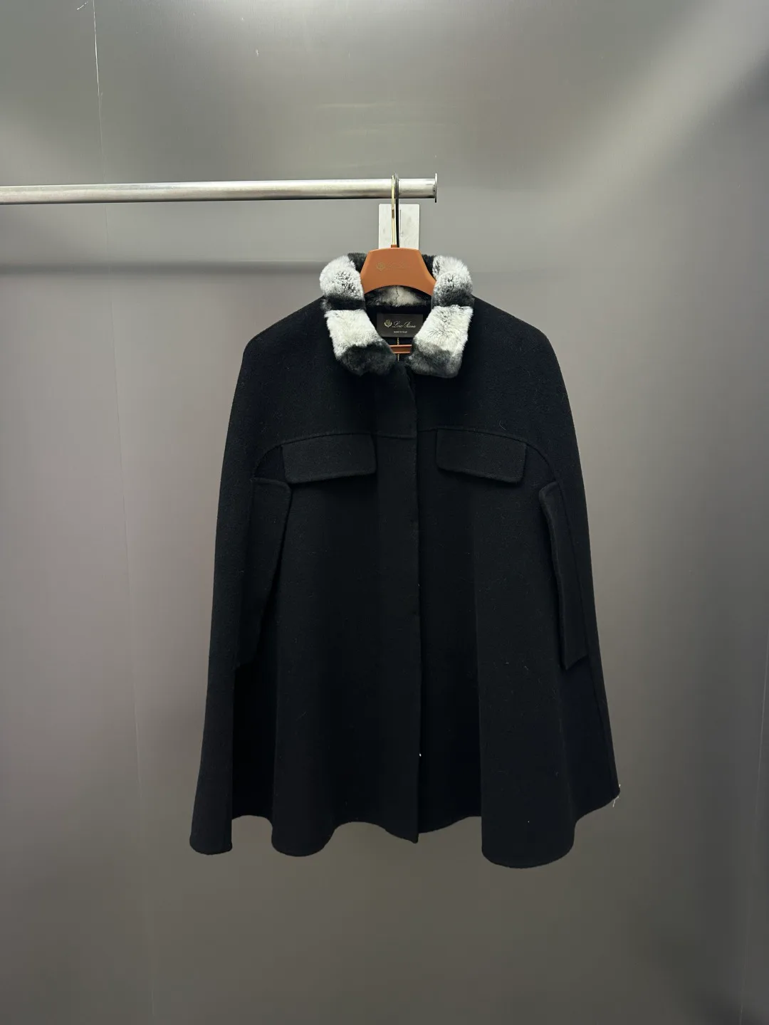 Пальто Женские Loro Piana 18226712