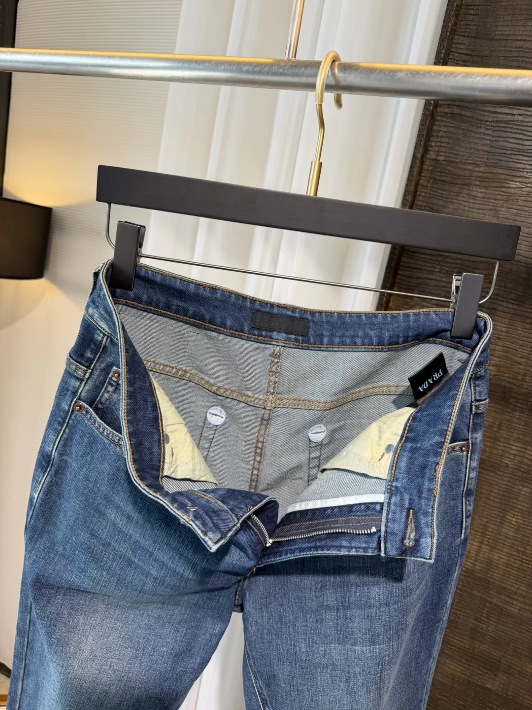 Джинсы Женские Prada 11558525