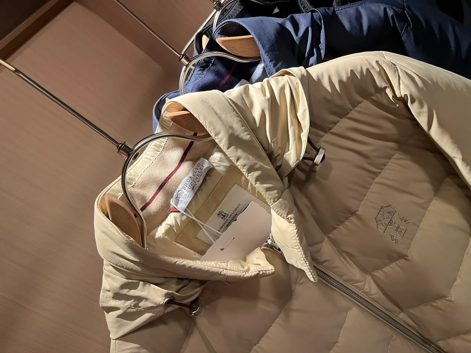 Куртки И Пуховики Мужские Brunello Cucinelli 1082311