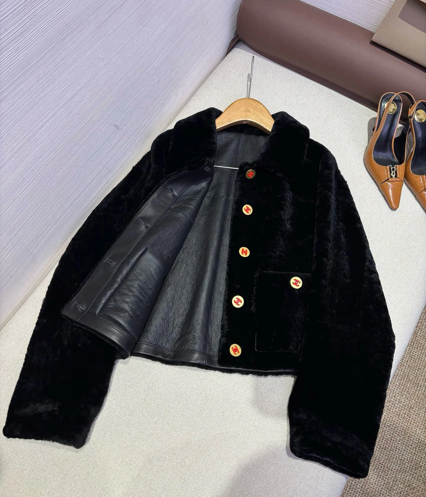Куртки И Пуховики Женские Chanel 18016152