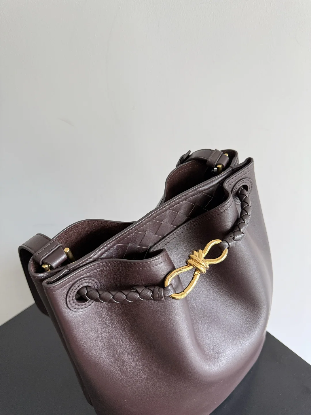 Классические Сумки Женские Bottega Veneta 11255362