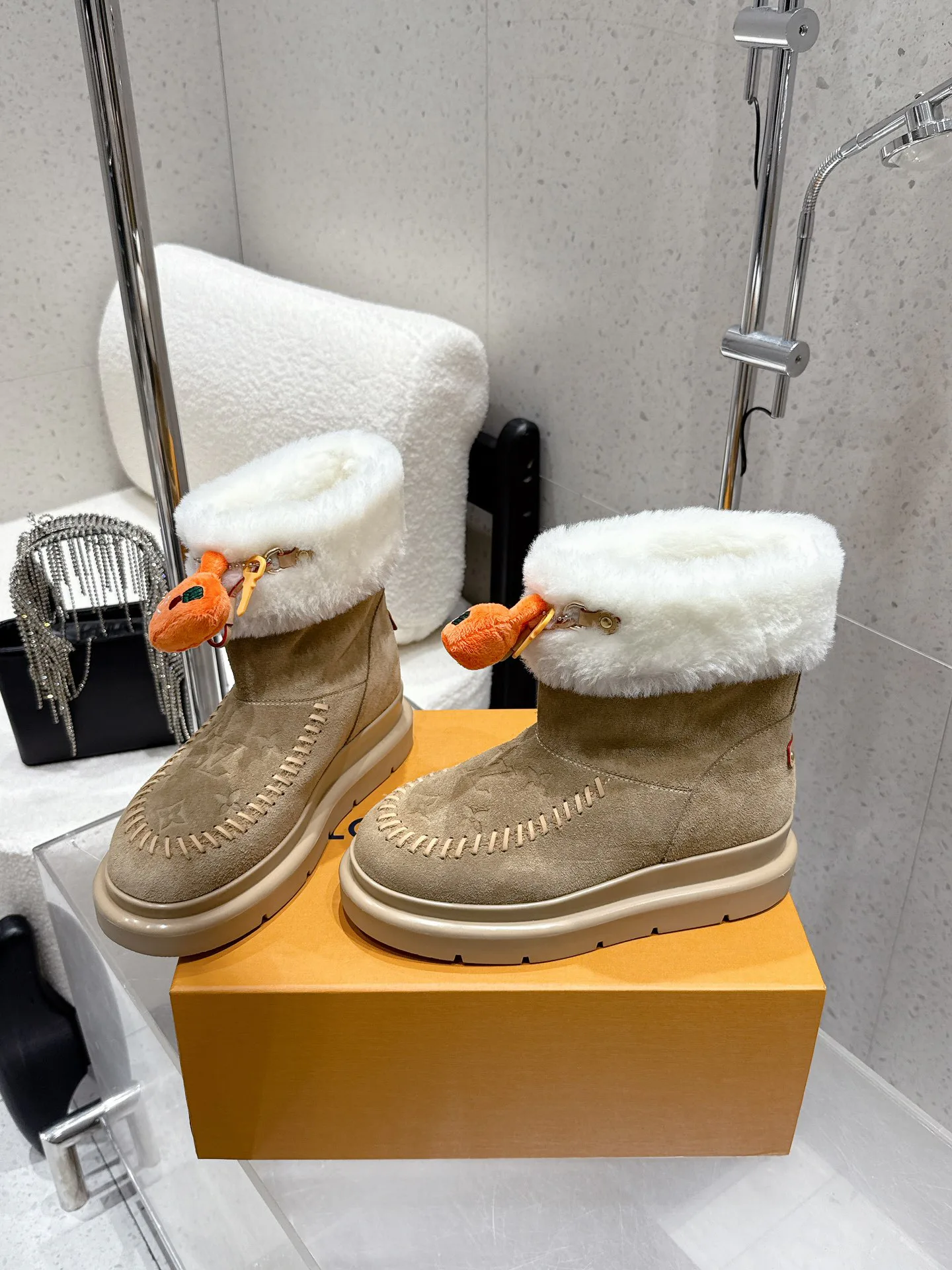 Угги Женские Louis Vuitton 914342