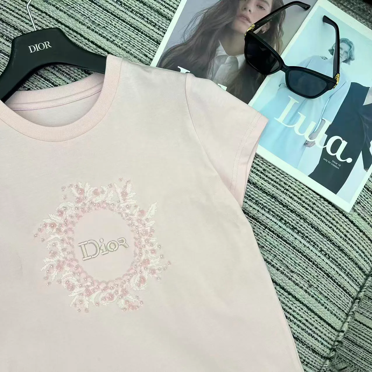 Футболки Женские Christian Dior 11530540