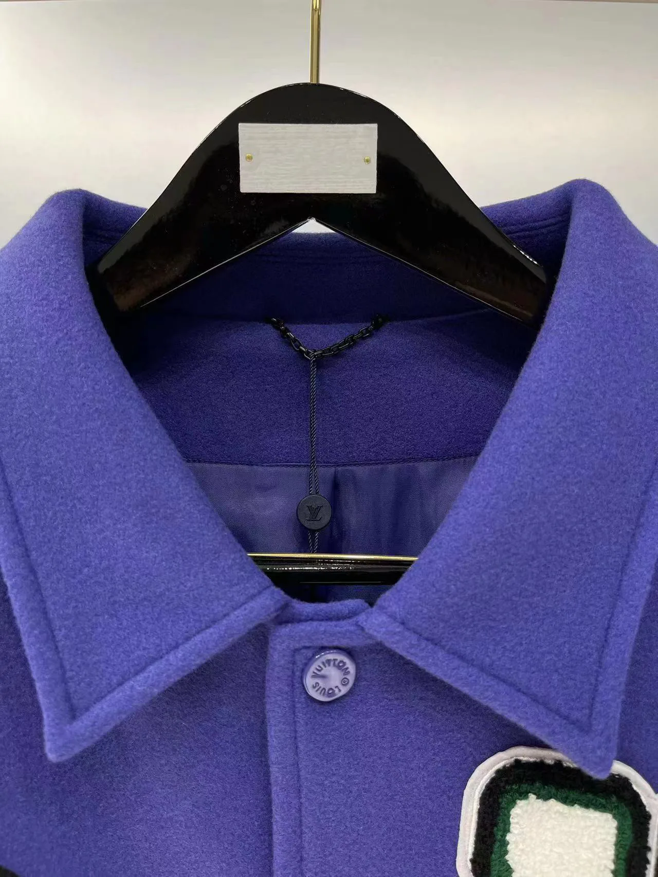 Куртки И Пуховики Женские Louis Vuitton 12842376