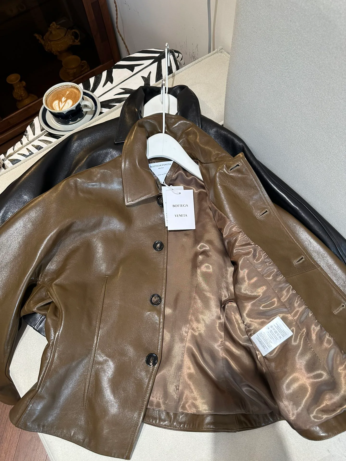 Кожаные Куртки И Дублёнки Женские Bottega Veneta 3078207