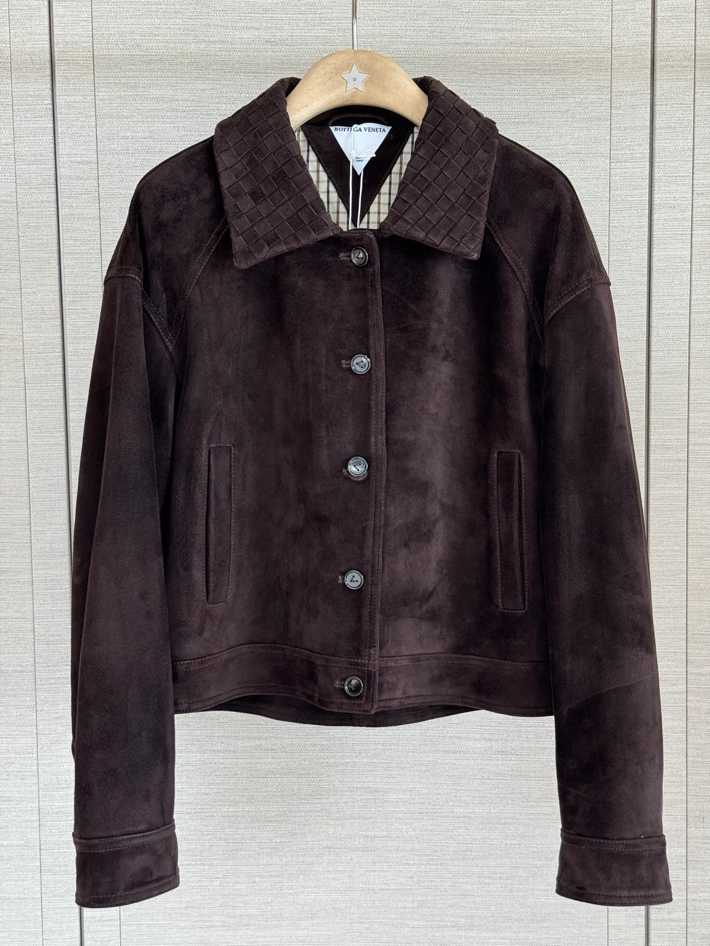 Кожаные Куртки И Дублёнки Женские Bottega Veneta 17990636