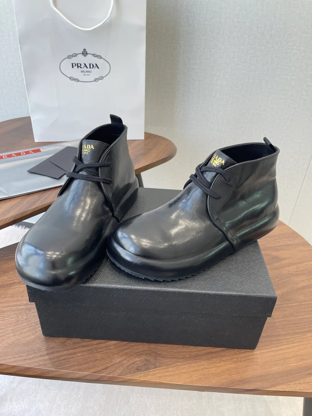 Ботинки Мужские Prada 13075715