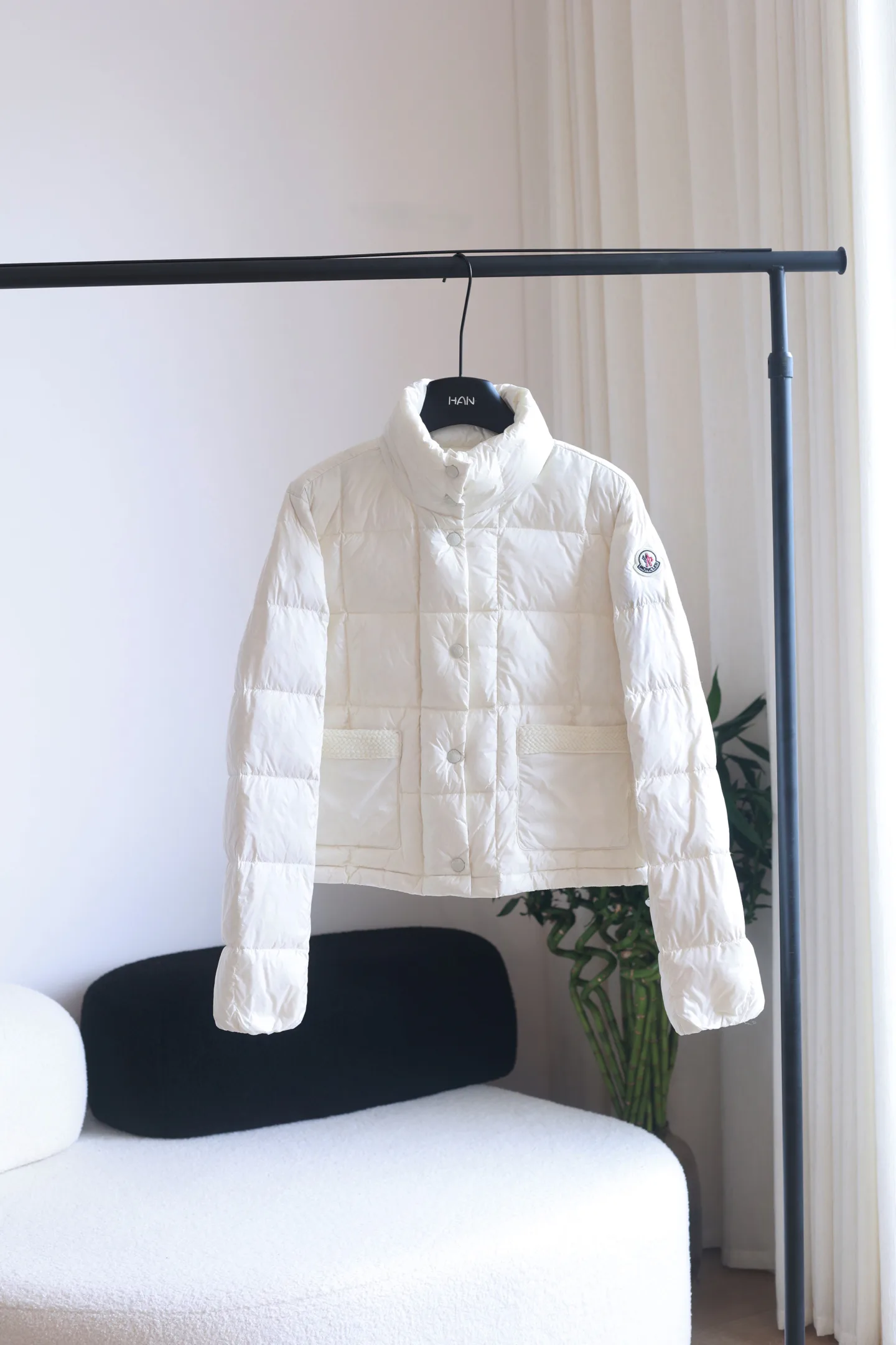 Куртки И Пуховики Женские Moncler 18184518