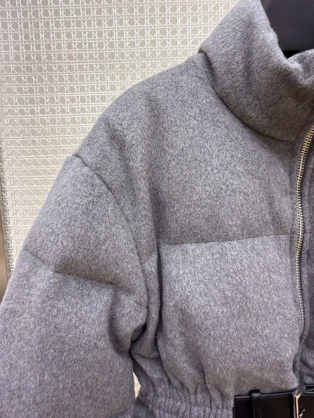 Куртки И Пуховики Женские Prada 18612864
