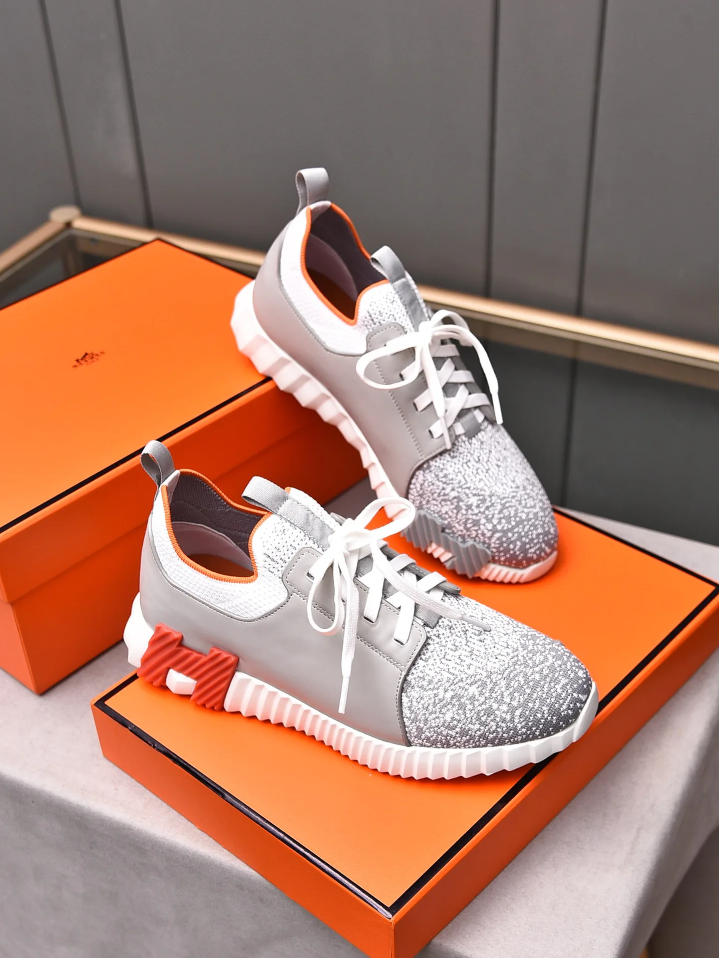 Кроссовки Женские Hermes 1277026