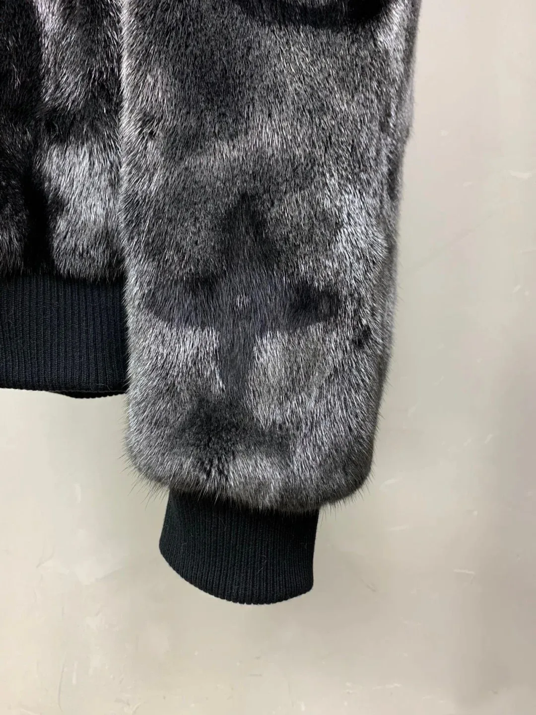 Шубы Женские Louis Vuitton 1065936