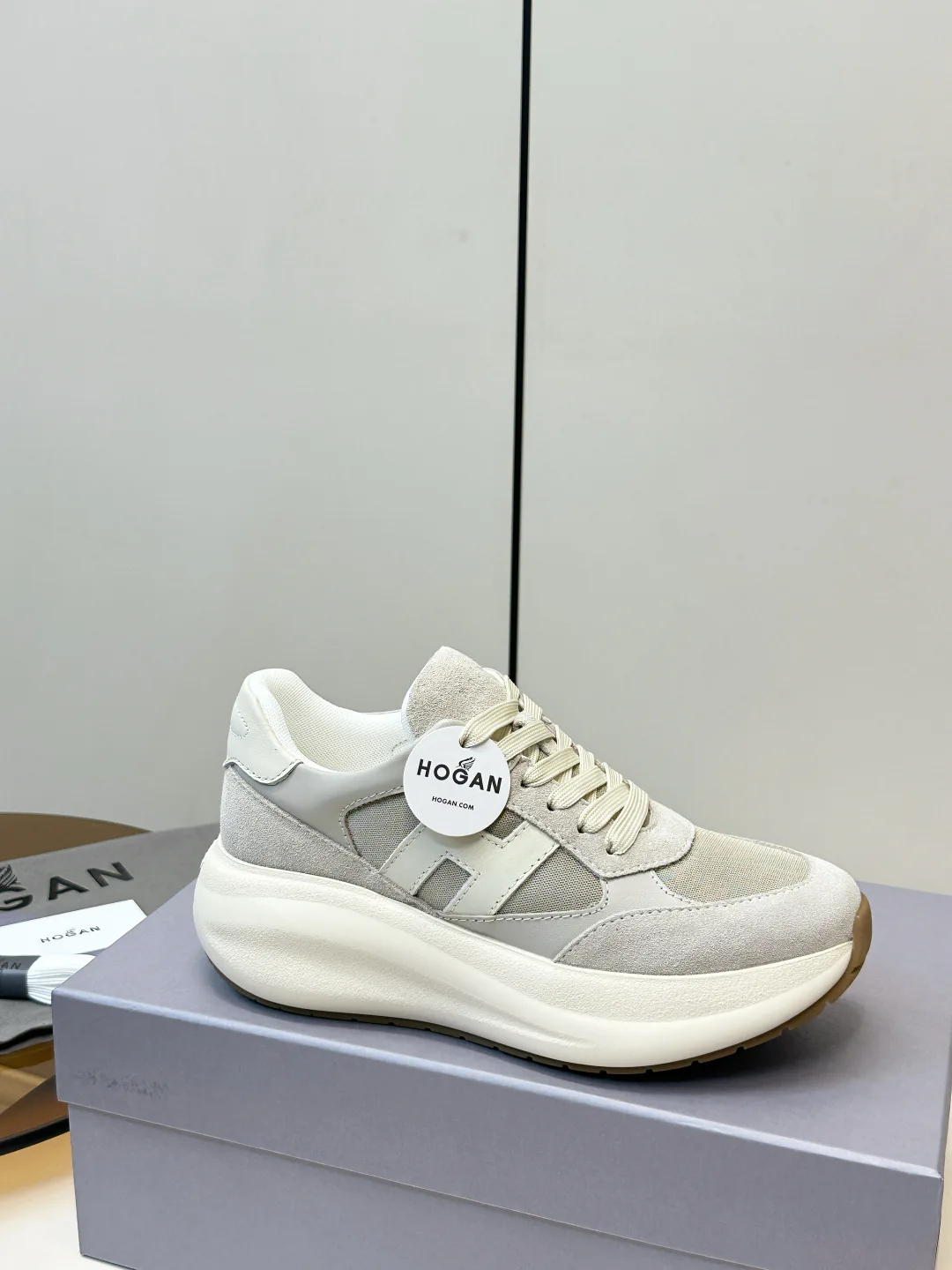 Кроссовки Женские Hogan 12835310