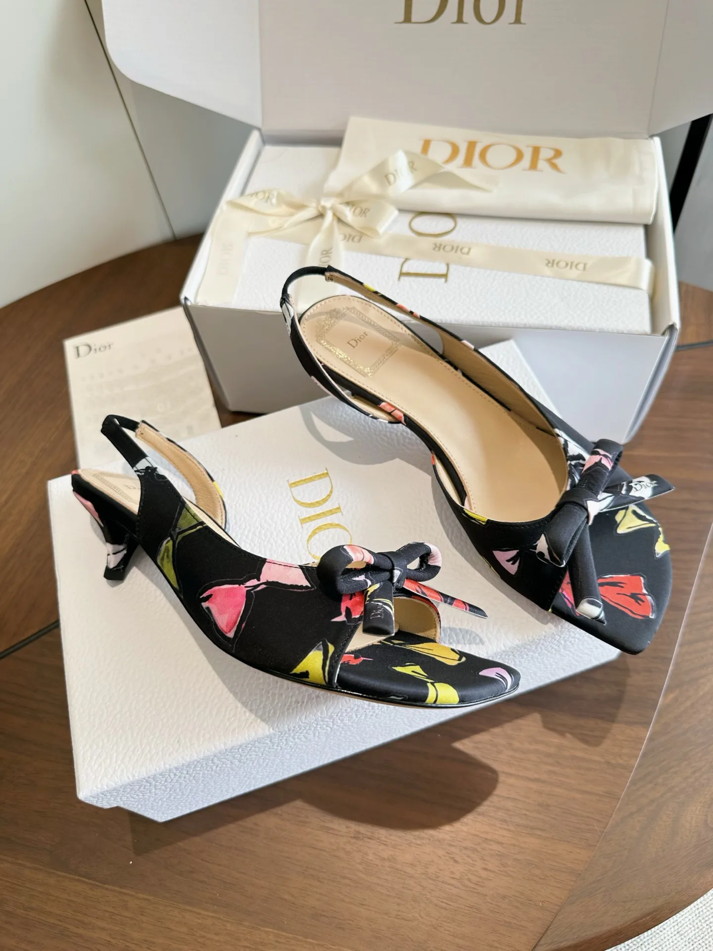 Босоножки Женские Christian Dior 18443977