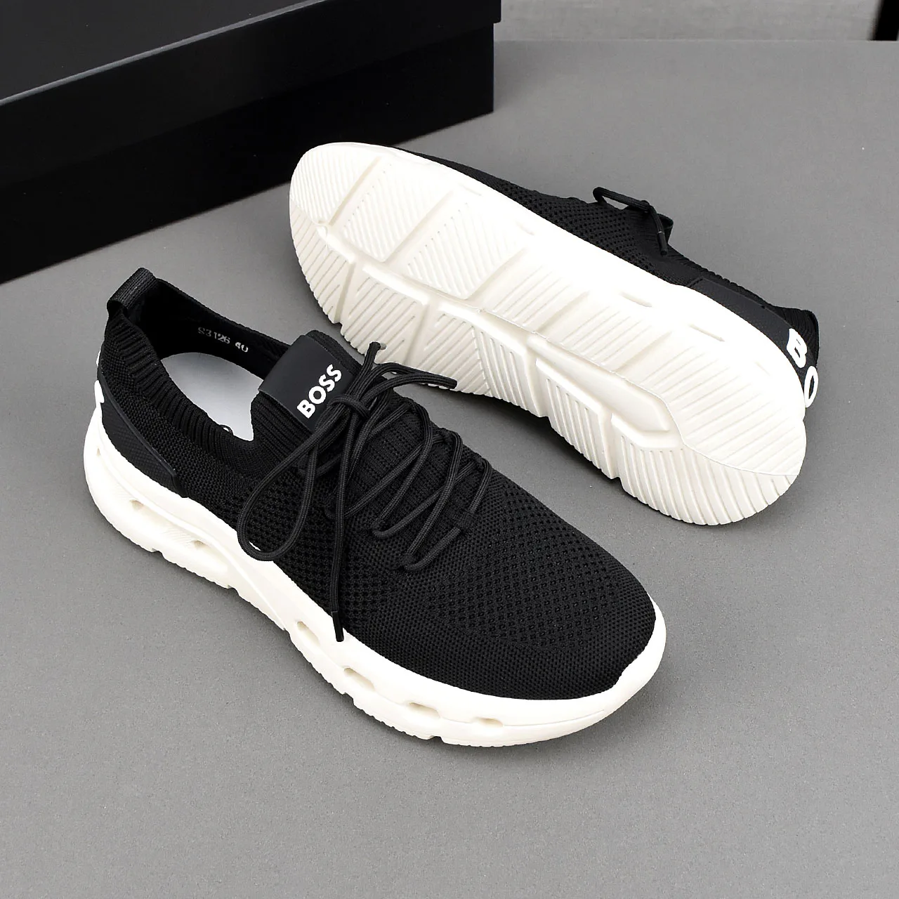 Кроссовки Мужские Hugo Boss 35023