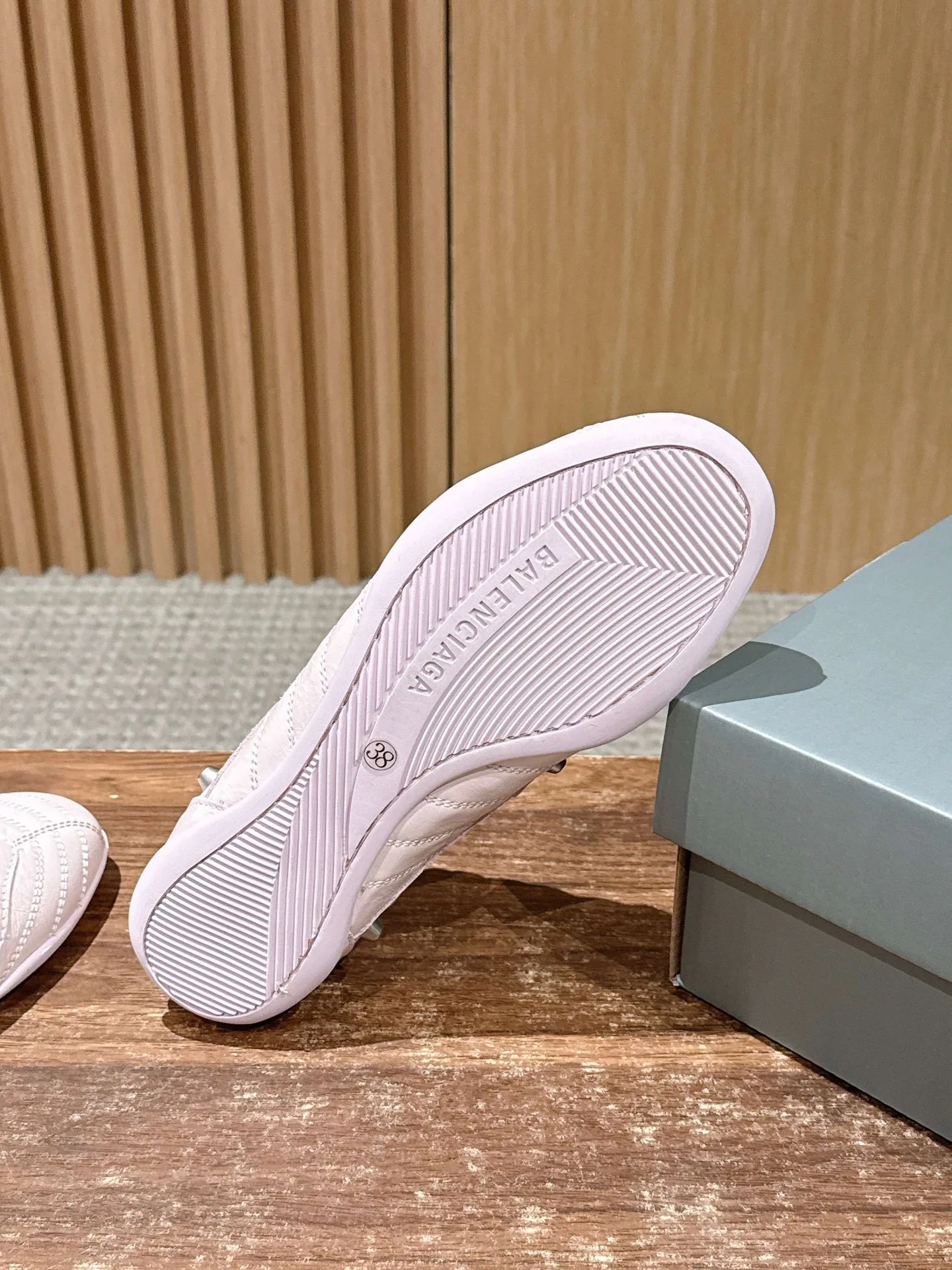 Кроссовки Женские Balenciaga 786237