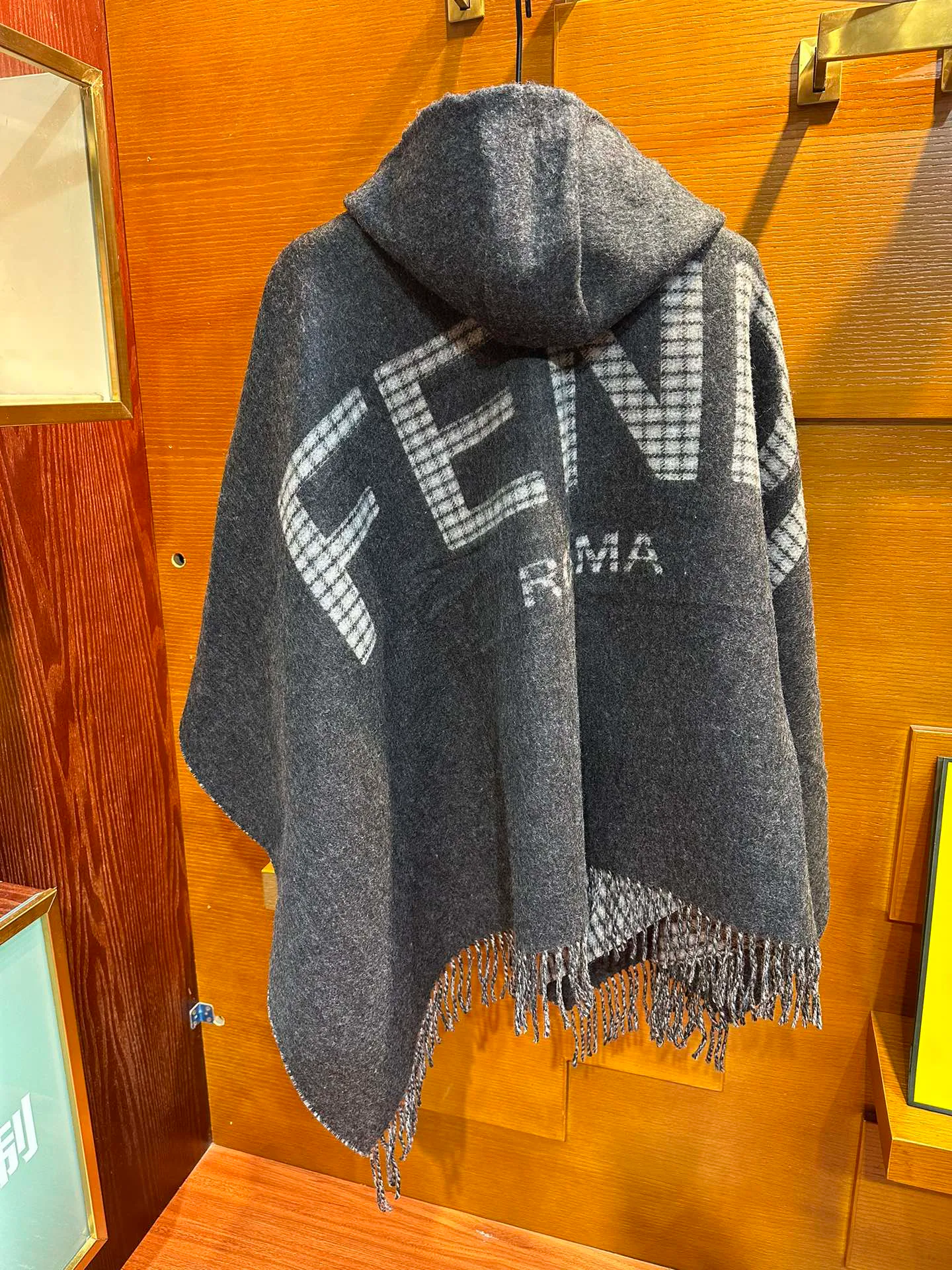Шарфы Женские Fendi 153831
