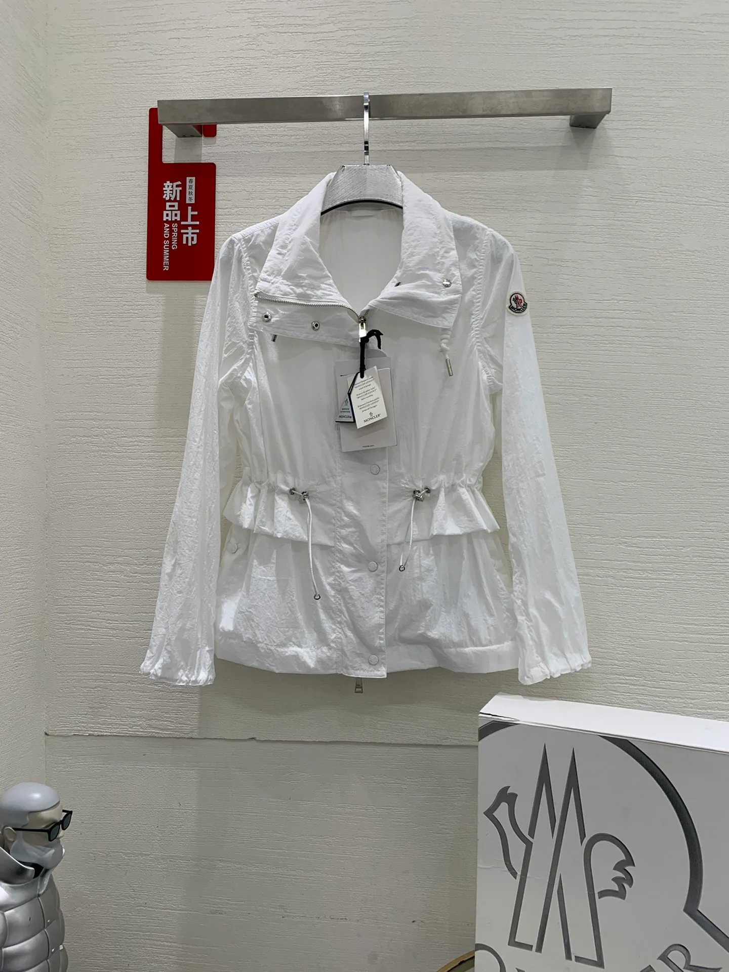 Куртки И Пуховики Женские Moncler 11230882
