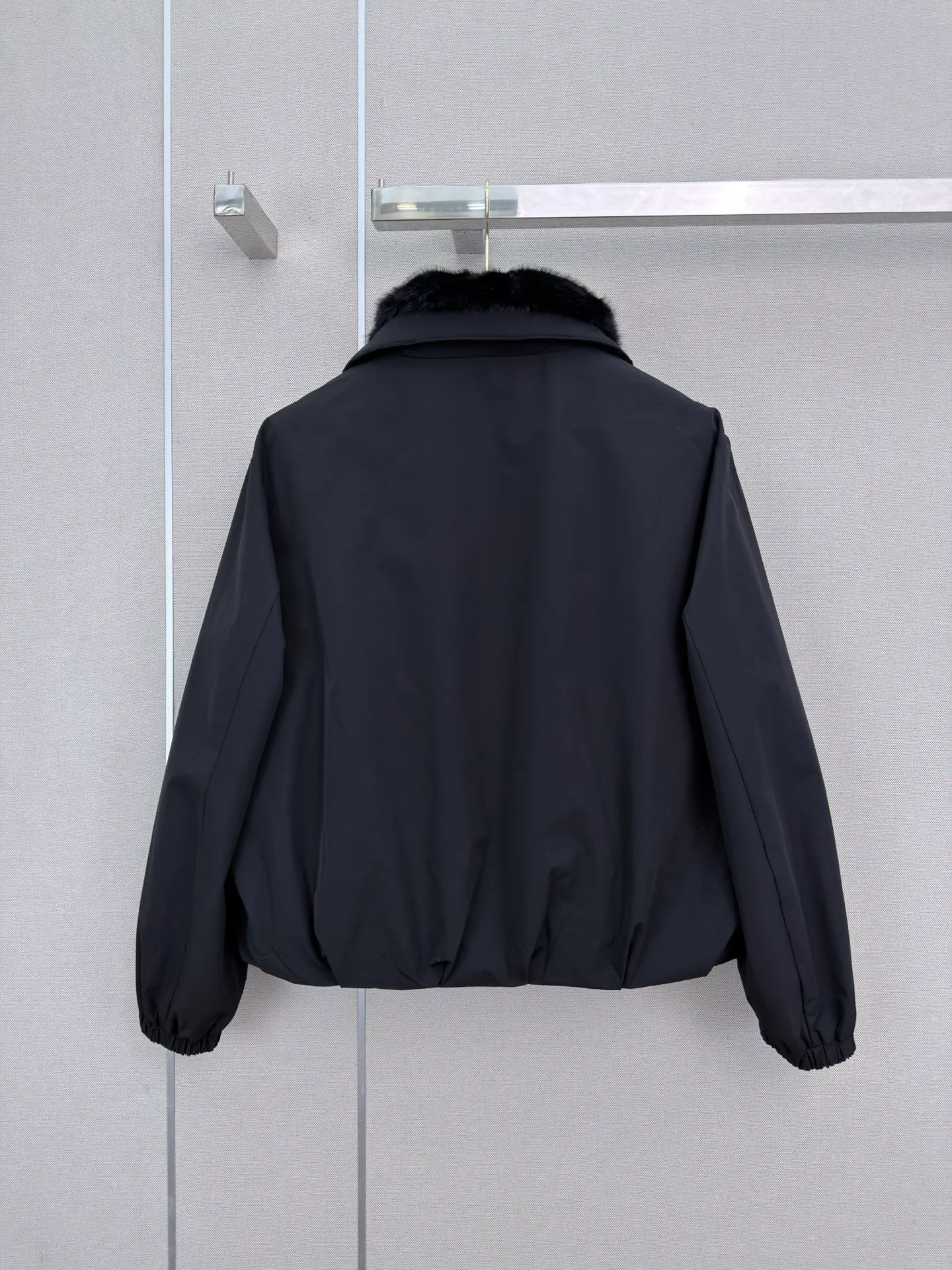 Куртки И Пуховики Женские Moncler 17919448