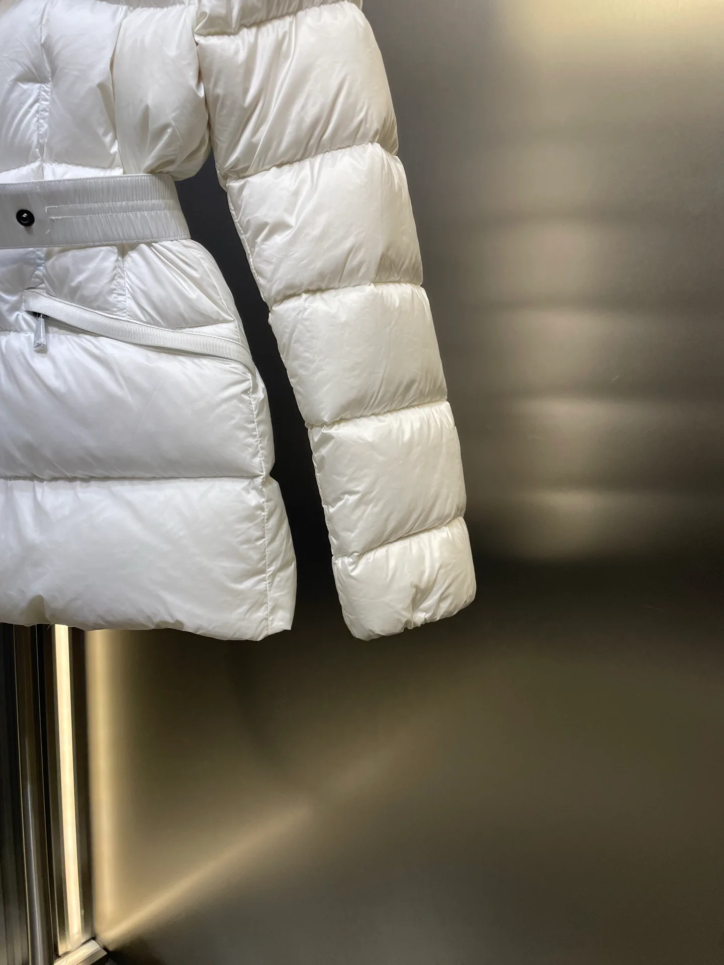 Куртки И Пуховики Женские Moncler 1041731