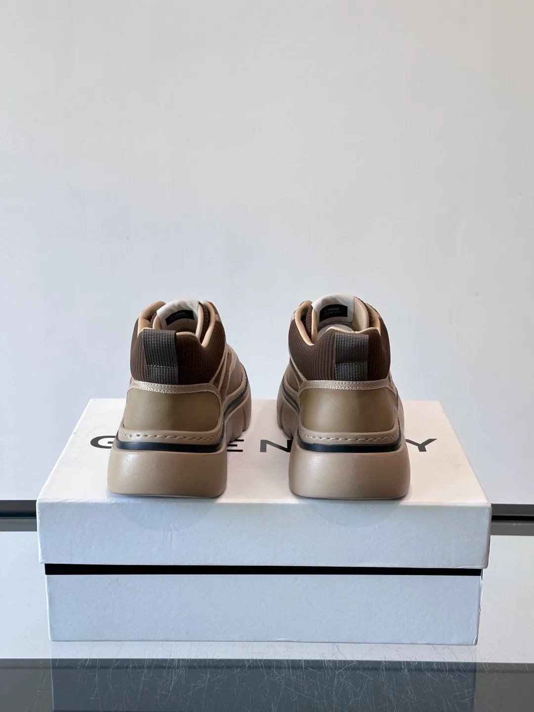 Кроссовки Мужские Givenchy 1969383