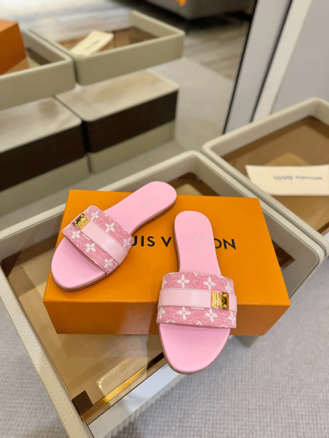 Сандалии Женские Louis Vuitton 9865332