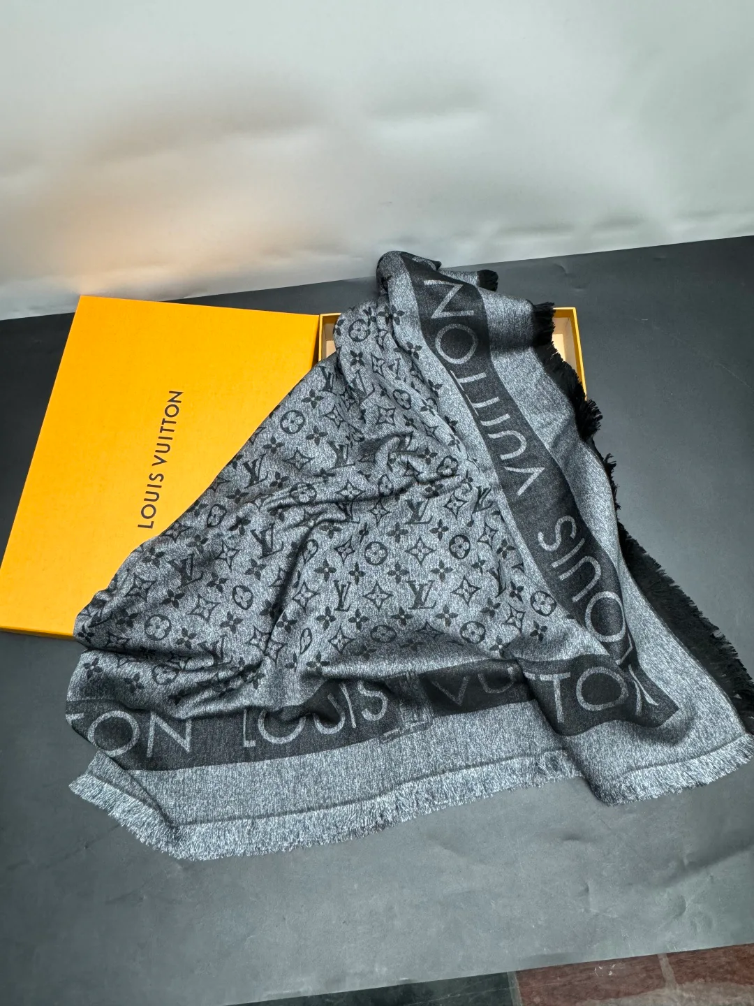 Шарфы Louis Vuitton 2639152