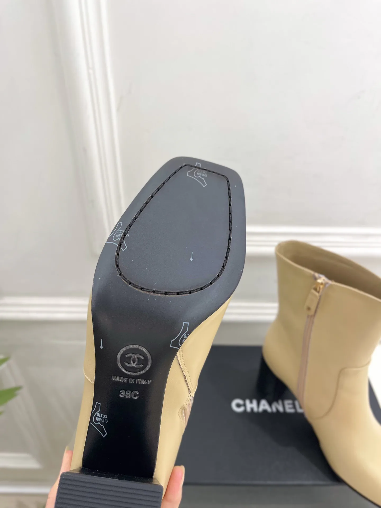 Ботильоны Женские Chanel 18143156