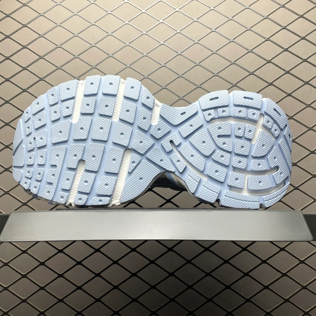 Кроссовки Женские Balenciaga 2320497