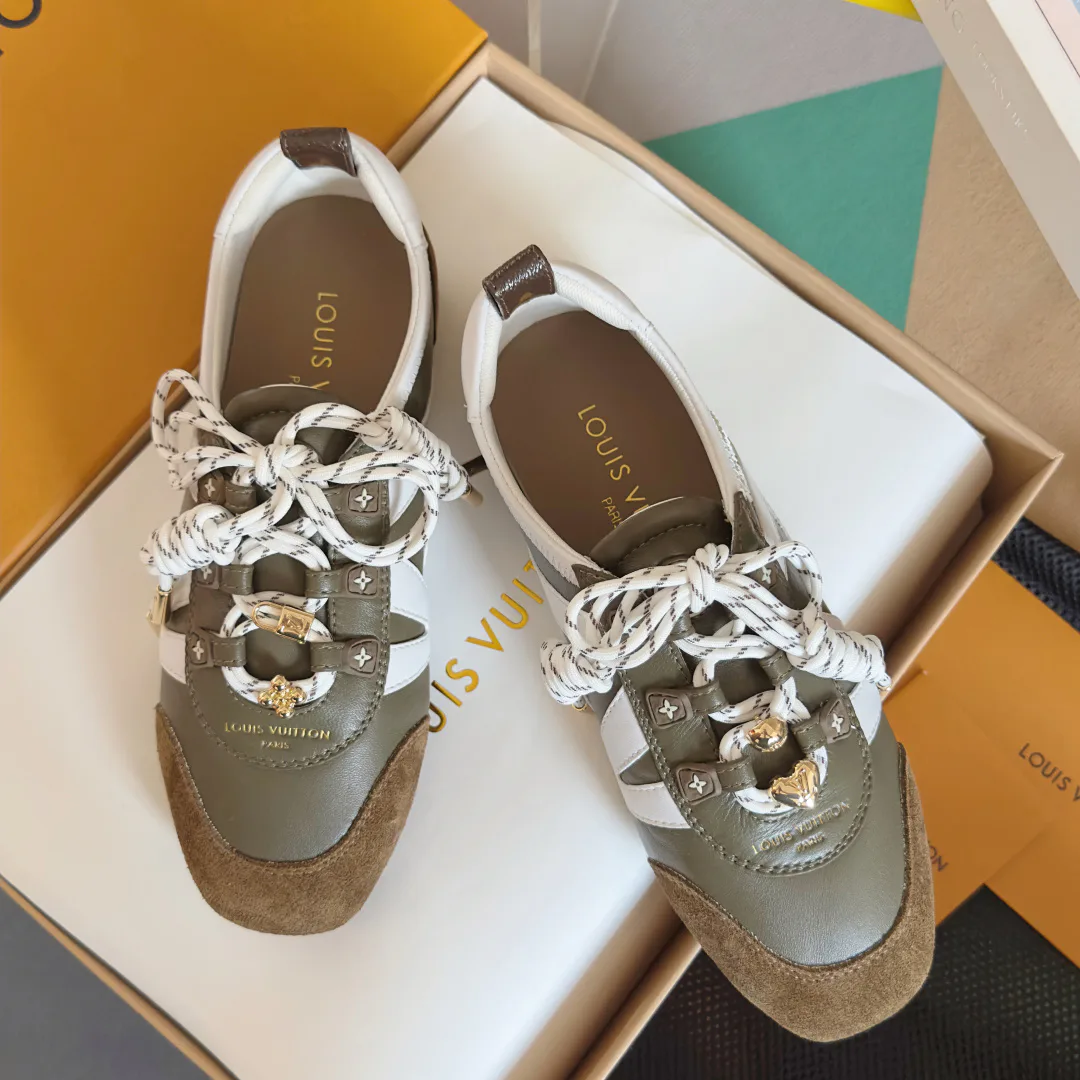 Кроссовки Женские Louis Vuitton 3134392