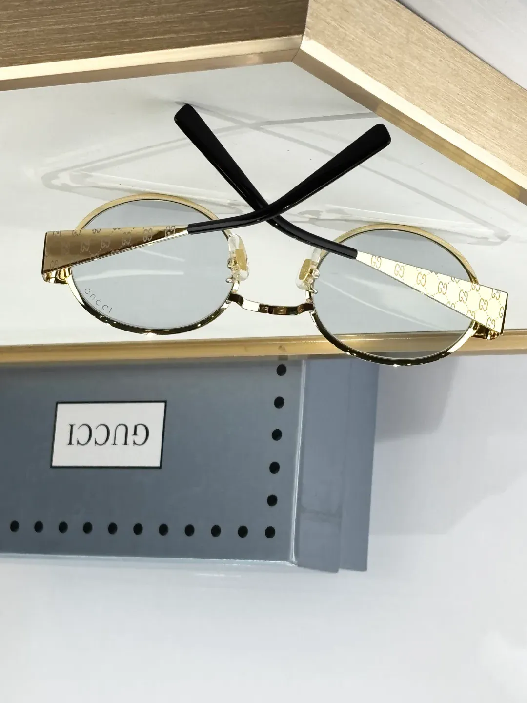 Очки Gucci 81648