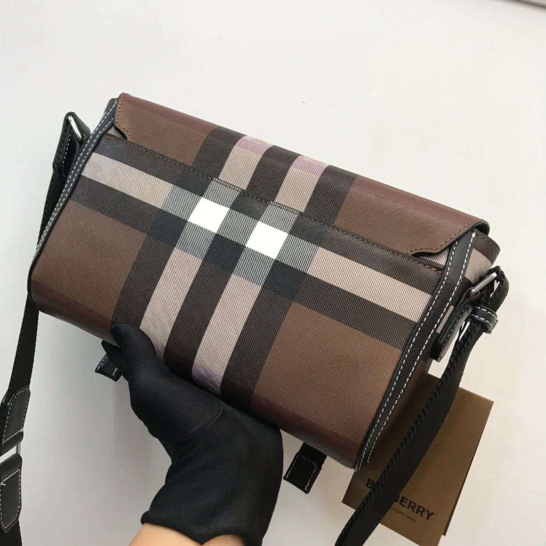 Сумки На Ремне Женские Burberry 11013029
