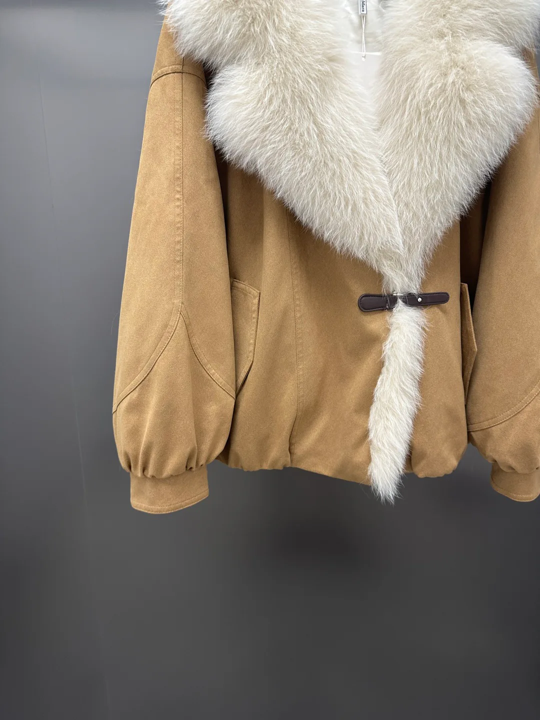 Куртки И Пуховики Женские Max Mara 18702442