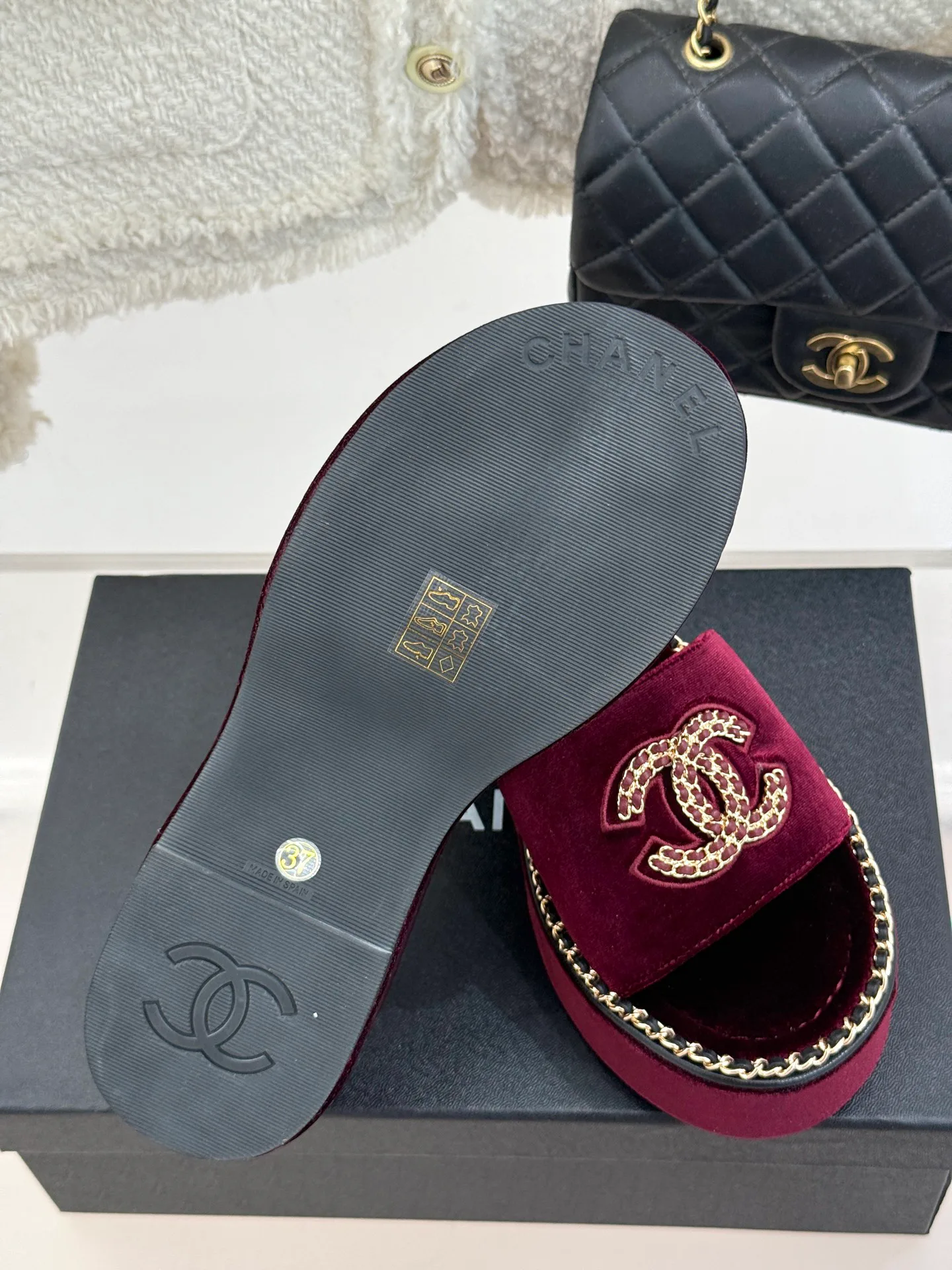 Шлепанцы Женские Chanel 3425650