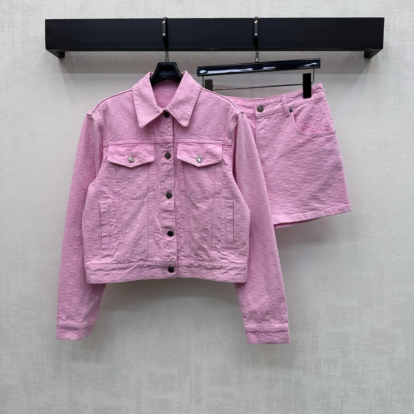 Шорты Женские Gucci 11890538