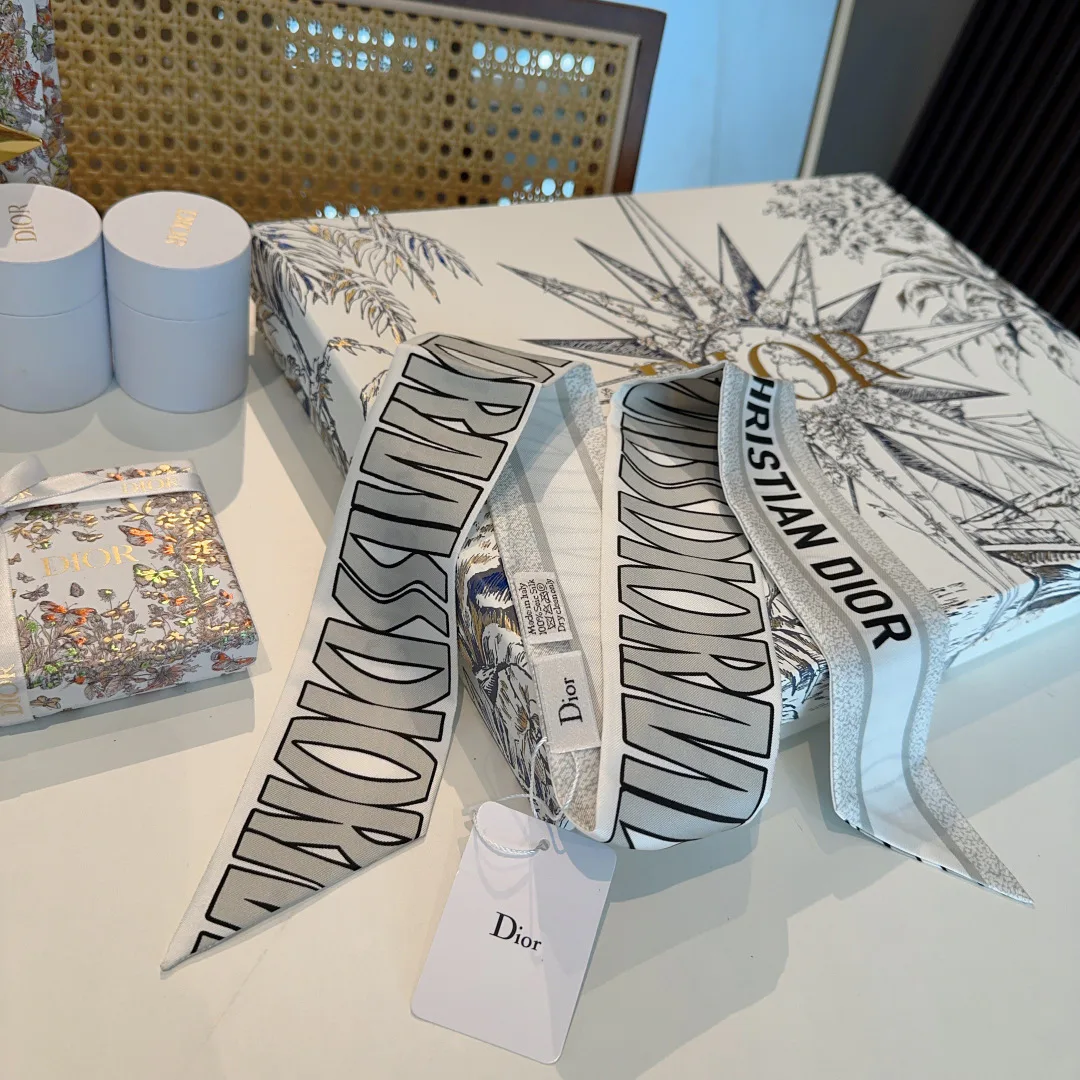 Платки Christian Dior 12918481