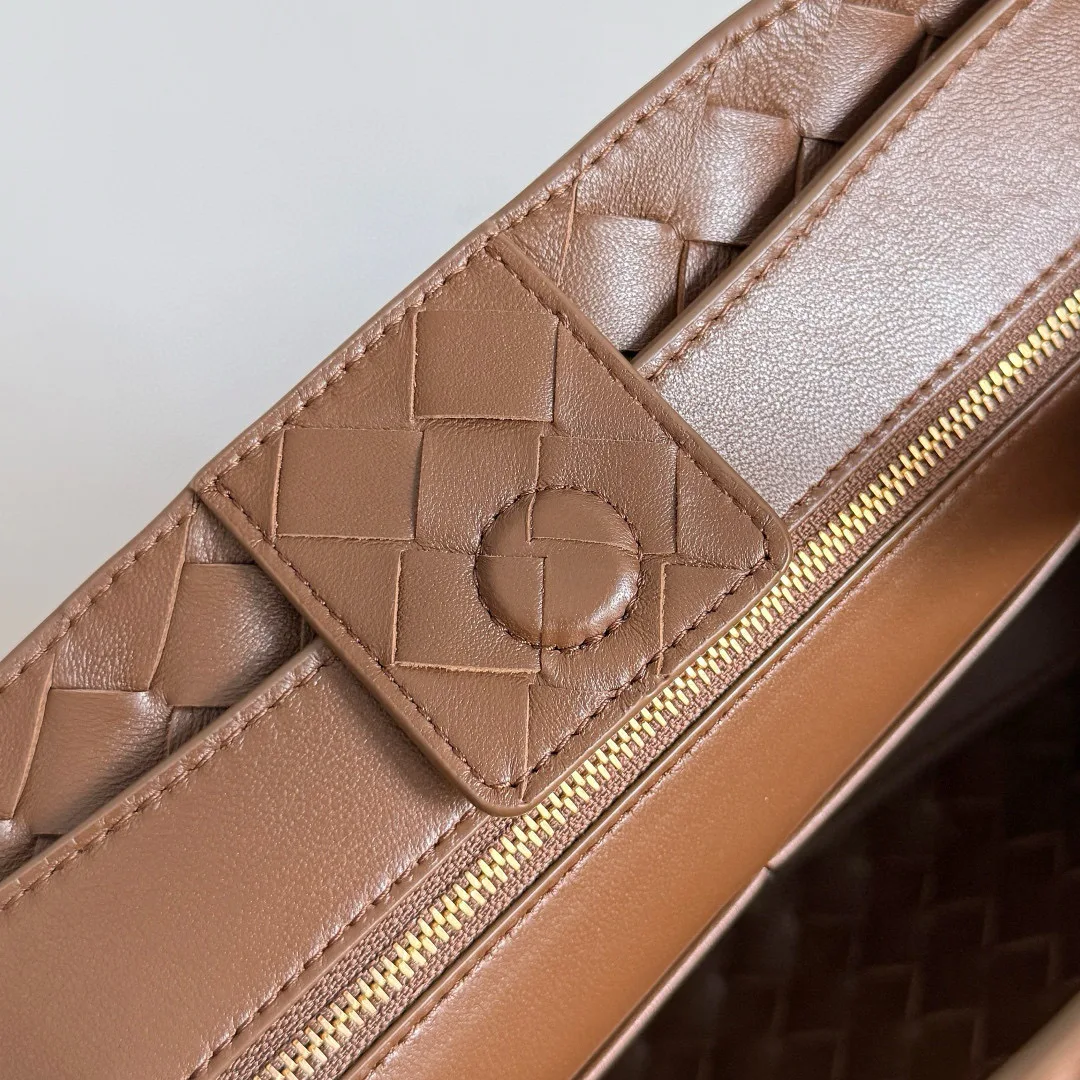 Классические Сумки Женские Bottega Veneta 11607459