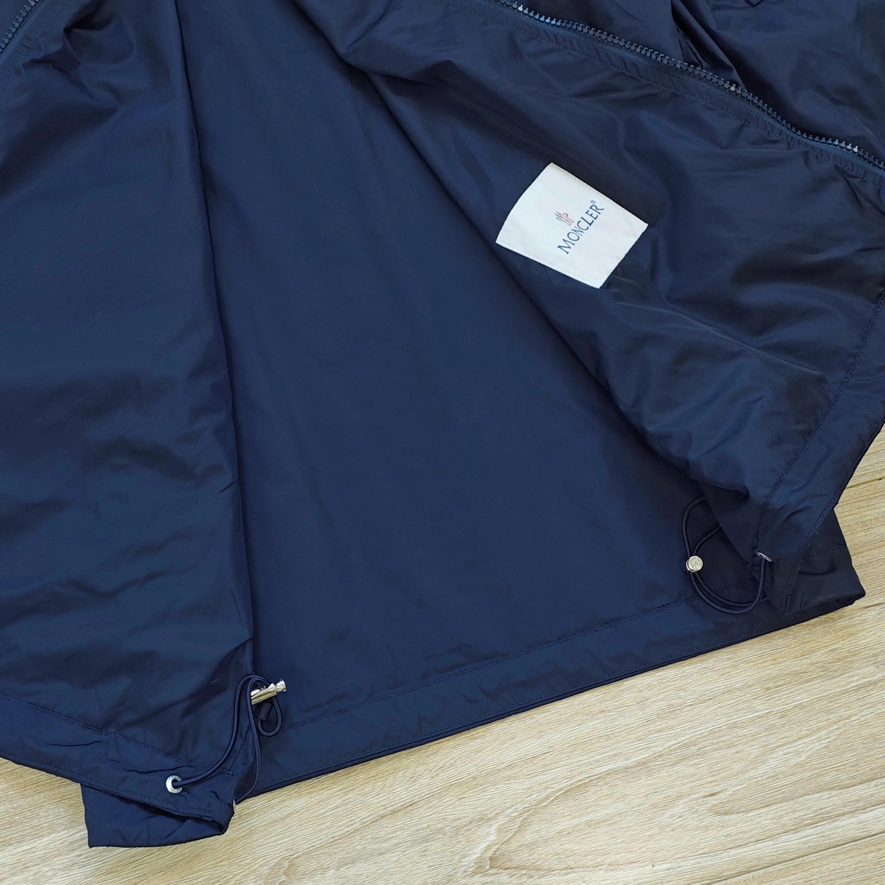 Куртки И Пуховики Женские Moncler 18052154