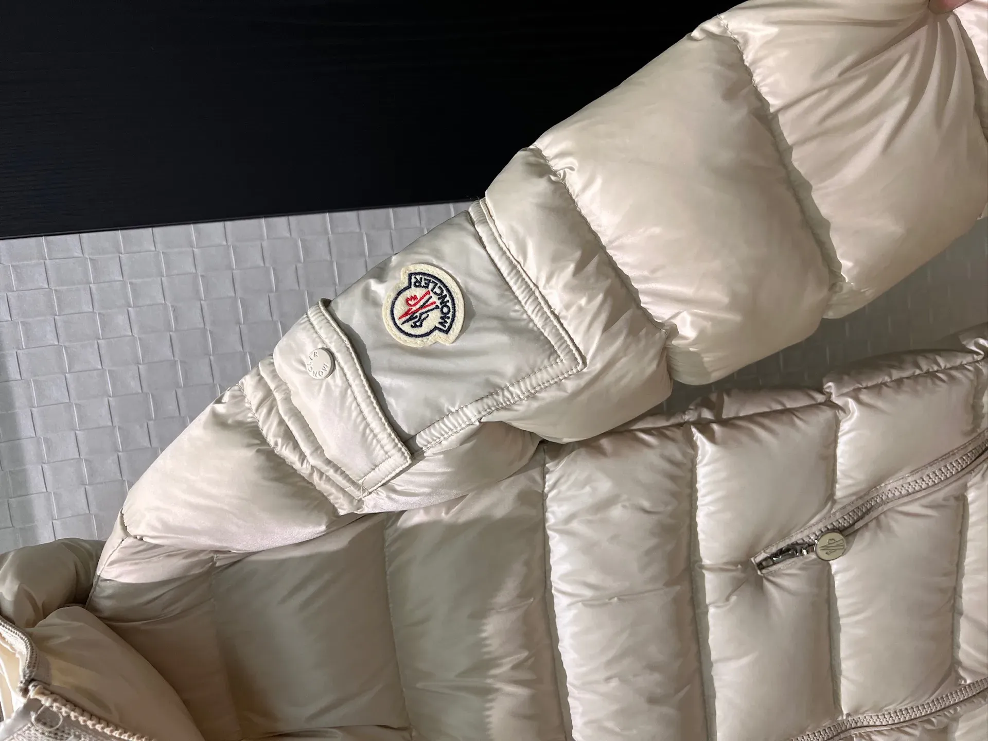 Куртки И Пуховики Женские Moncler 1693607