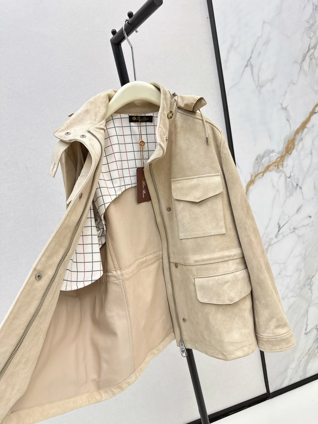 Куртки И Пуховики Женские Loro Piana 77112