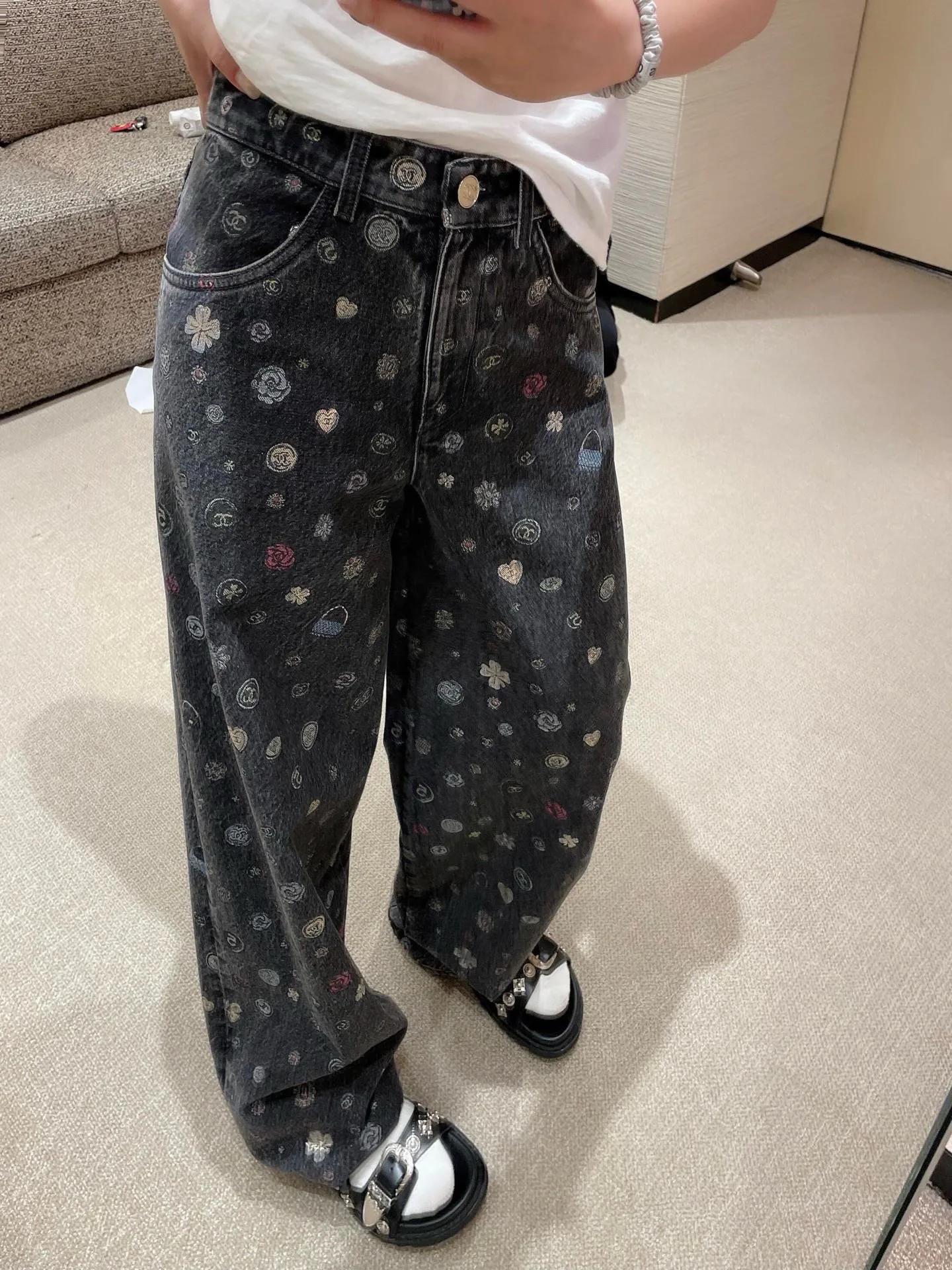 Джинсы Женские Chanel 17429499