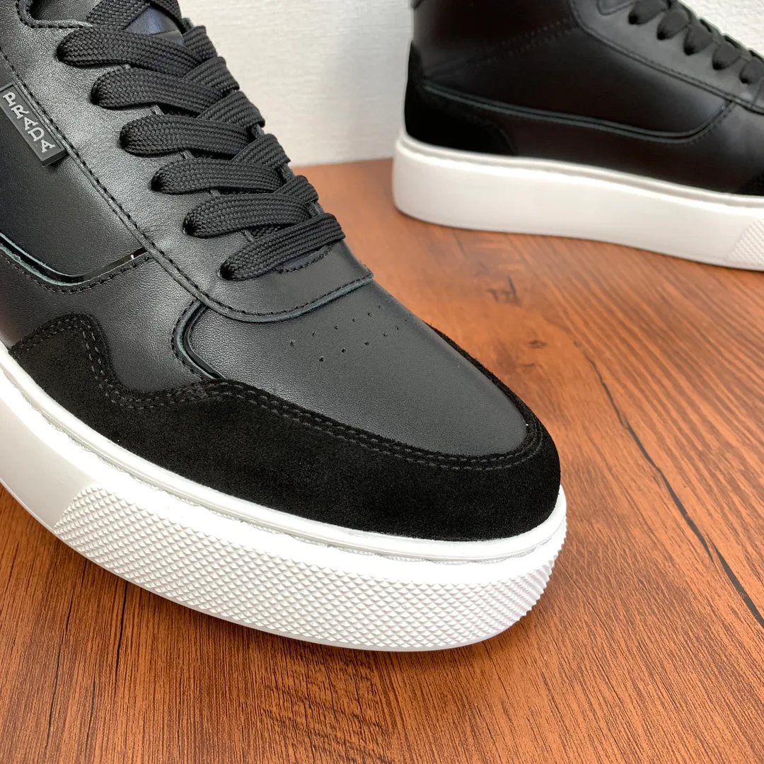 Кроссовки Мужские Prada 5608717