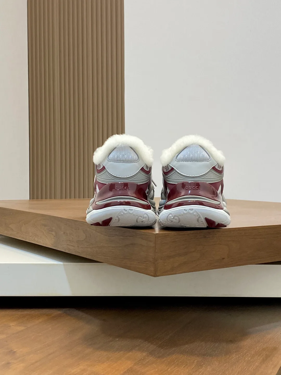 Кроссовки Мужские Gucci 338065