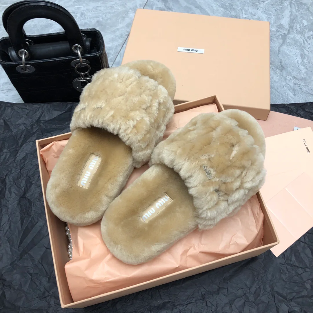 Тапочки Женские Miu Miu 18005800