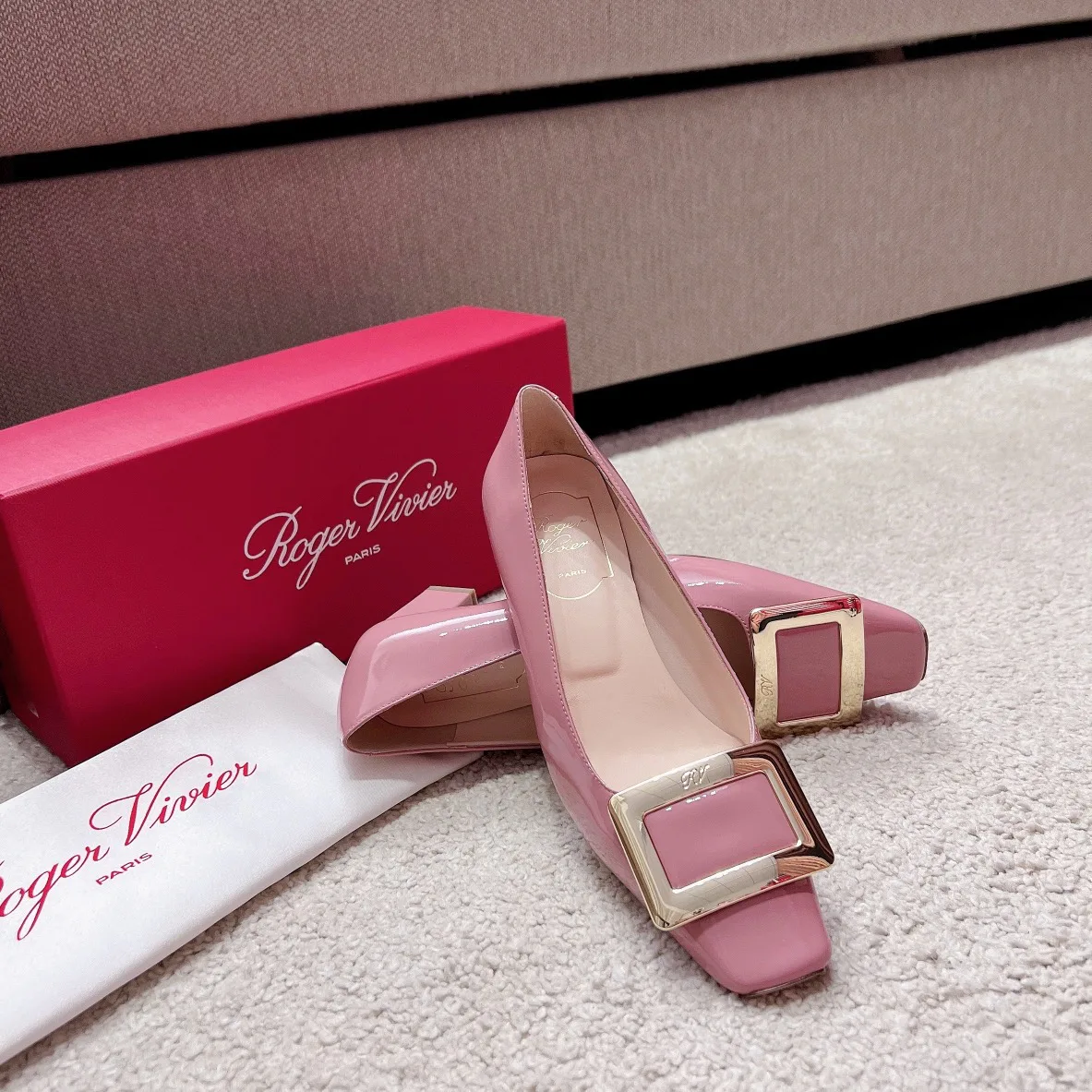 Туфли Женские Roger Vivier 17550705