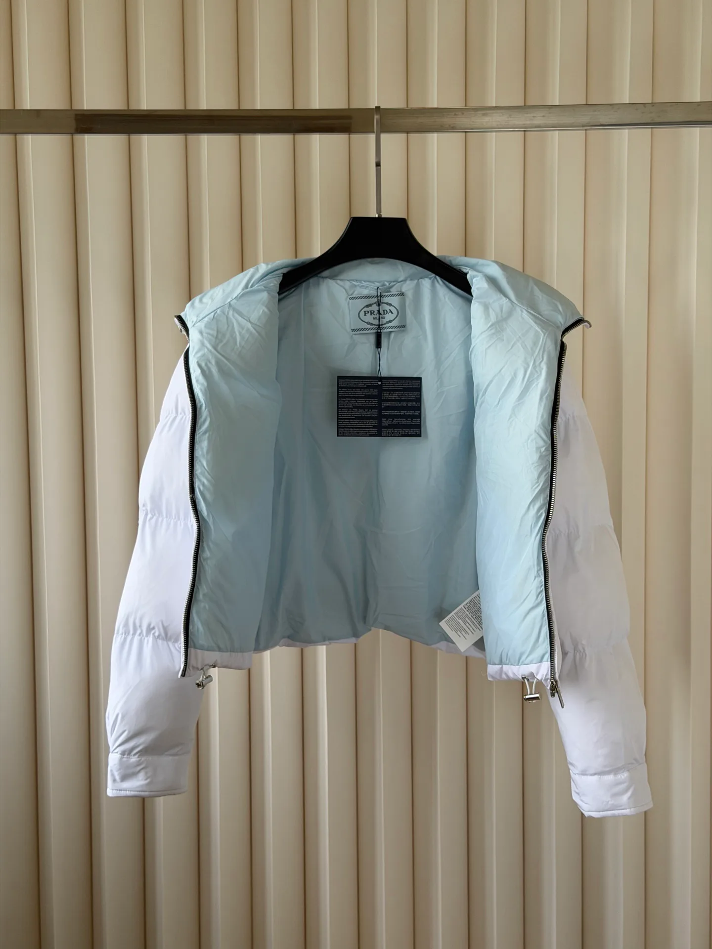 Куртки И Пуховики Женские Prada 18156828
