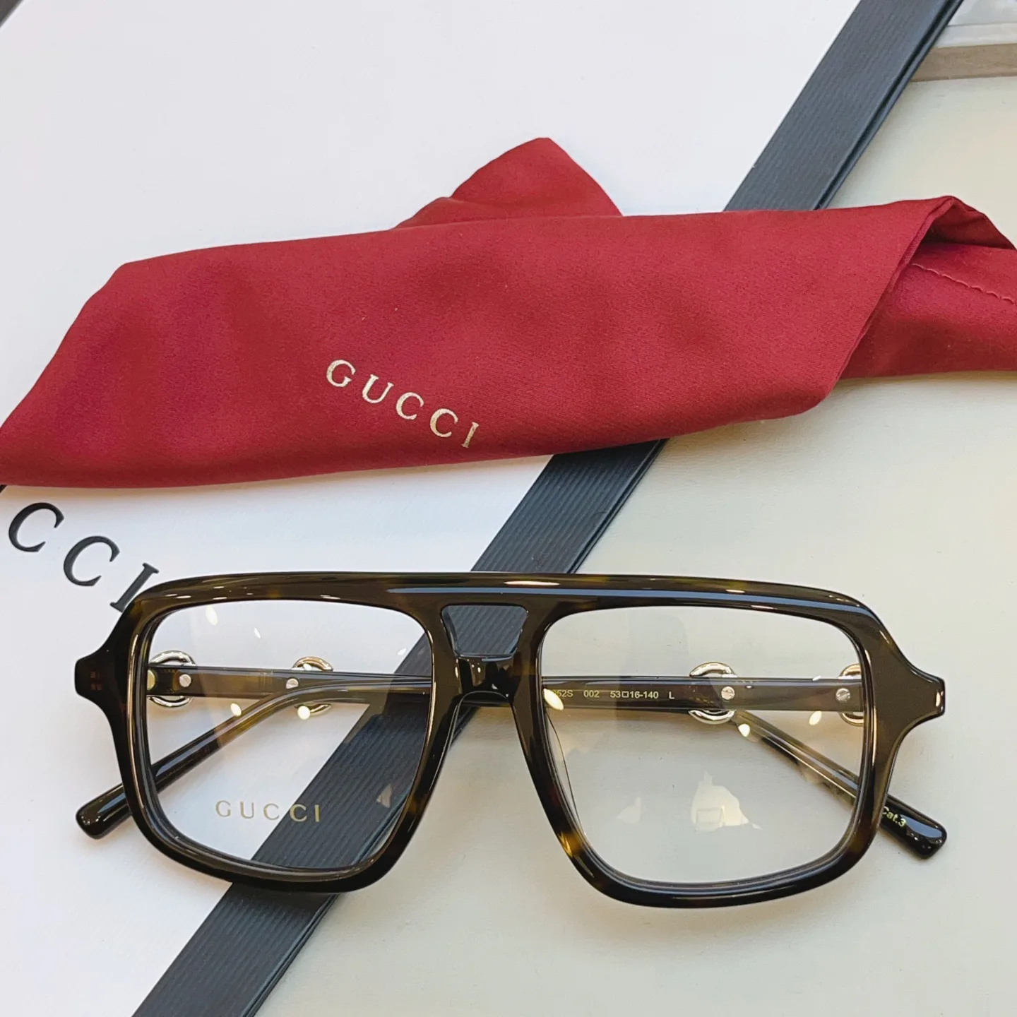 Очки Gucci 11432738