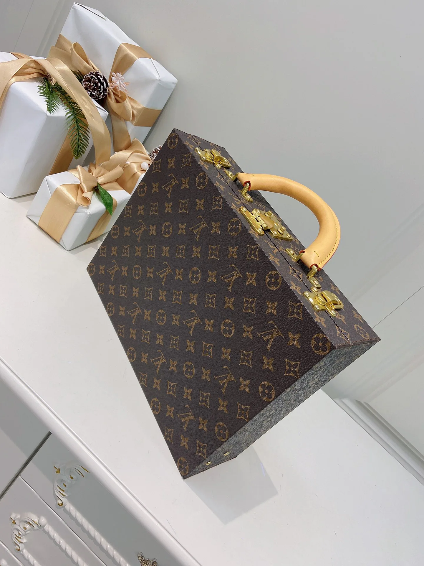 Классические Сумки Женские Louis Vuitton 11451434
