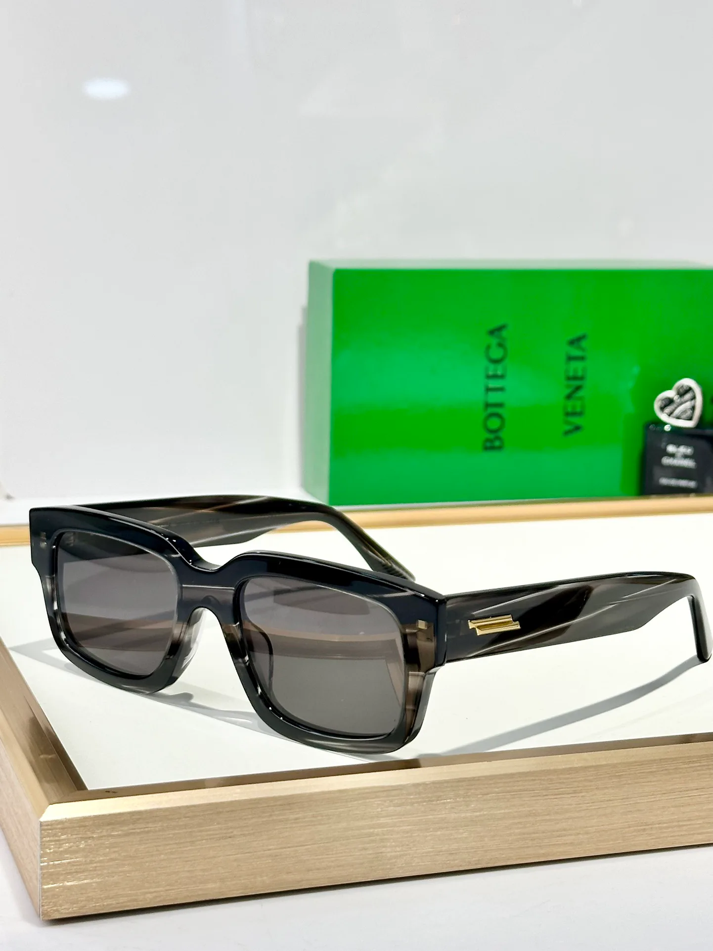 Очки Bottega Veneta 304168